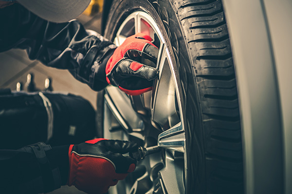 Can One Mismatched Tire Ruin an AWD Drivetrain?